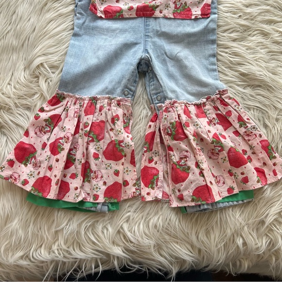 Y2K Old Navy Strawberry Shortcake Overalls Flare Leg Denim Handmade Size 2T - Picture 3 of 11